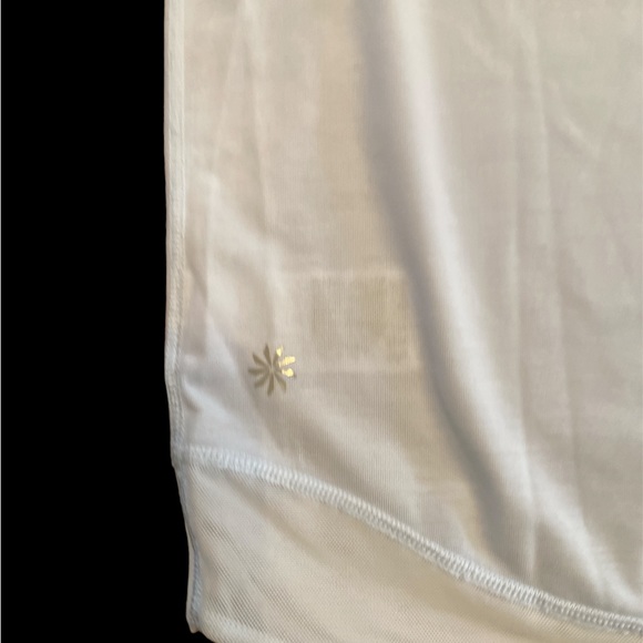 NWT Athleta Girl On The Move Mesh Tee - Picture 5 of 9